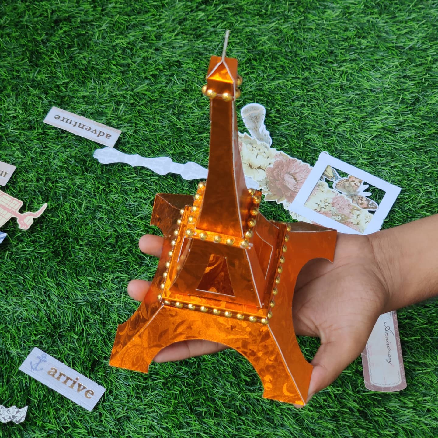 Effiel tower card image 2